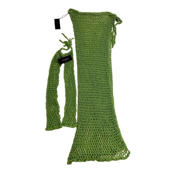 Shondel Other - NWT Shondel Seychelles Sarong and Gloves Set in Lime Green